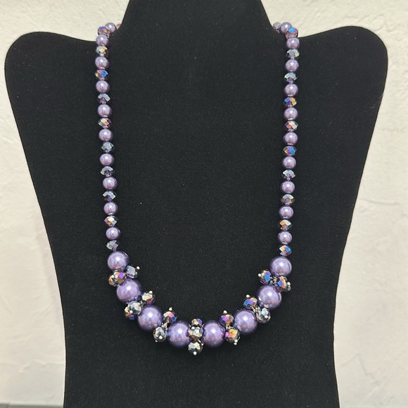 Purple Faucet AB Crystal & Metallic Purple Faux Pearl Necklace w/ 2” Extender - Picture 11 of 12